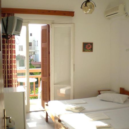 Hotel Maroulis Naxos City Zimmer foto
